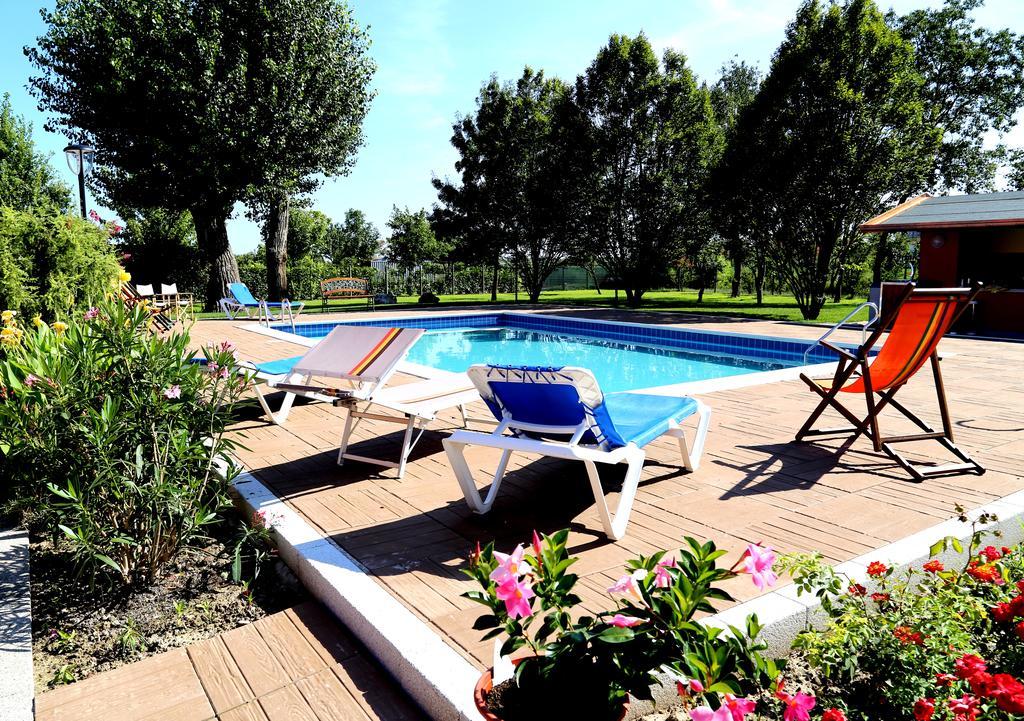산 미켈레 알 타글리아멘토 Isola Di Wight B&B 외부 사진