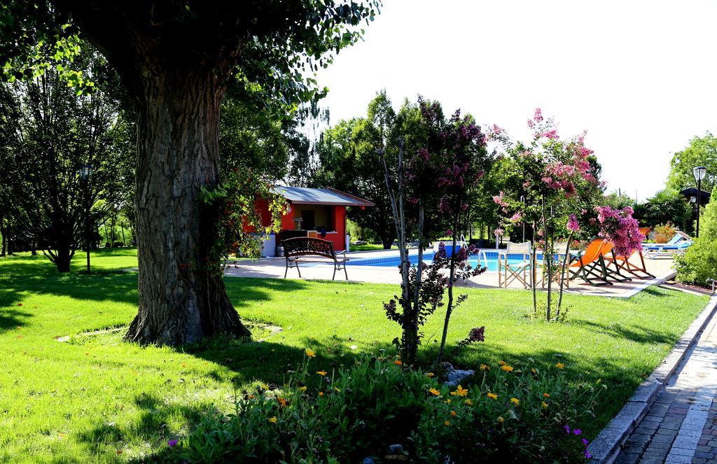 산 미켈레 알 타글리아멘토 Isola Di Wight B&B 외부 사진