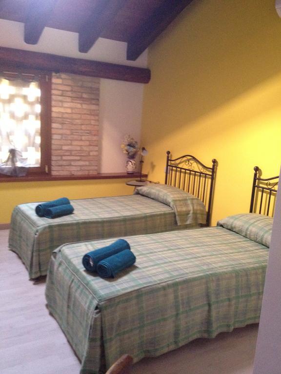 산 미켈레 알 타글리아멘토 Isola Di Wight B&B 외부 사진