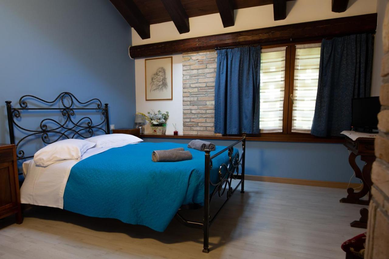 산 미켈레 알 타글리아멘토 Isola Di Wight B&B 외부 사진